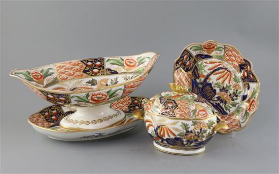 A Coalport thirty six piece Imari pattern dessert service, c.1810-15, plates 21.5cm diameter